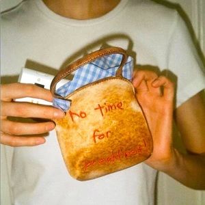 Brand new mini toast like handbag. Super cute!!!!